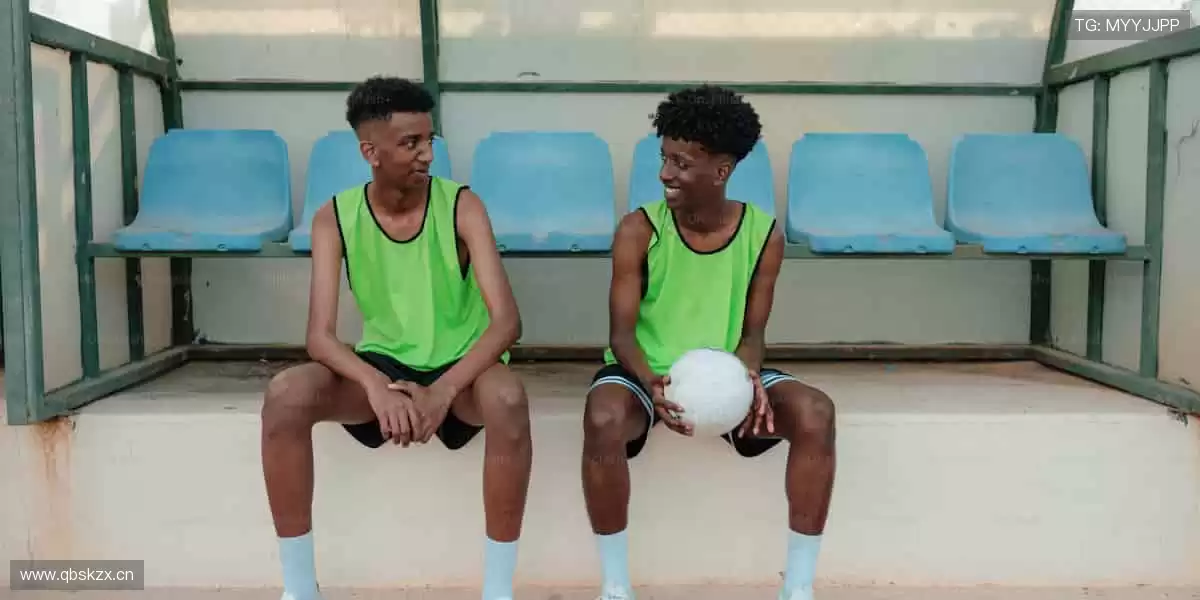 🎁 球迷专属,品质之选!周边好物,让热爱触手可及!